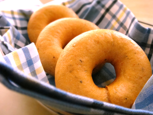 Tomato Black Pepper Bagel Tomato Black Pepper Bagel