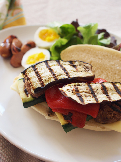Grilled Veggie Sandwich Grilled Veggie Sandwich