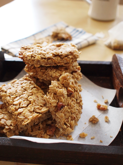 Rolled Oats & Walnuts Bar Rolled Oats & Walnuts Bar